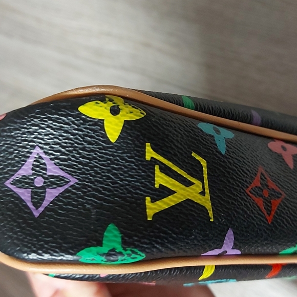 Inspired L/V Multicolor Monogram Pochette - Picture 7 of 9